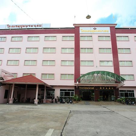 Chumphon Palace Hotel Екстериор снимка