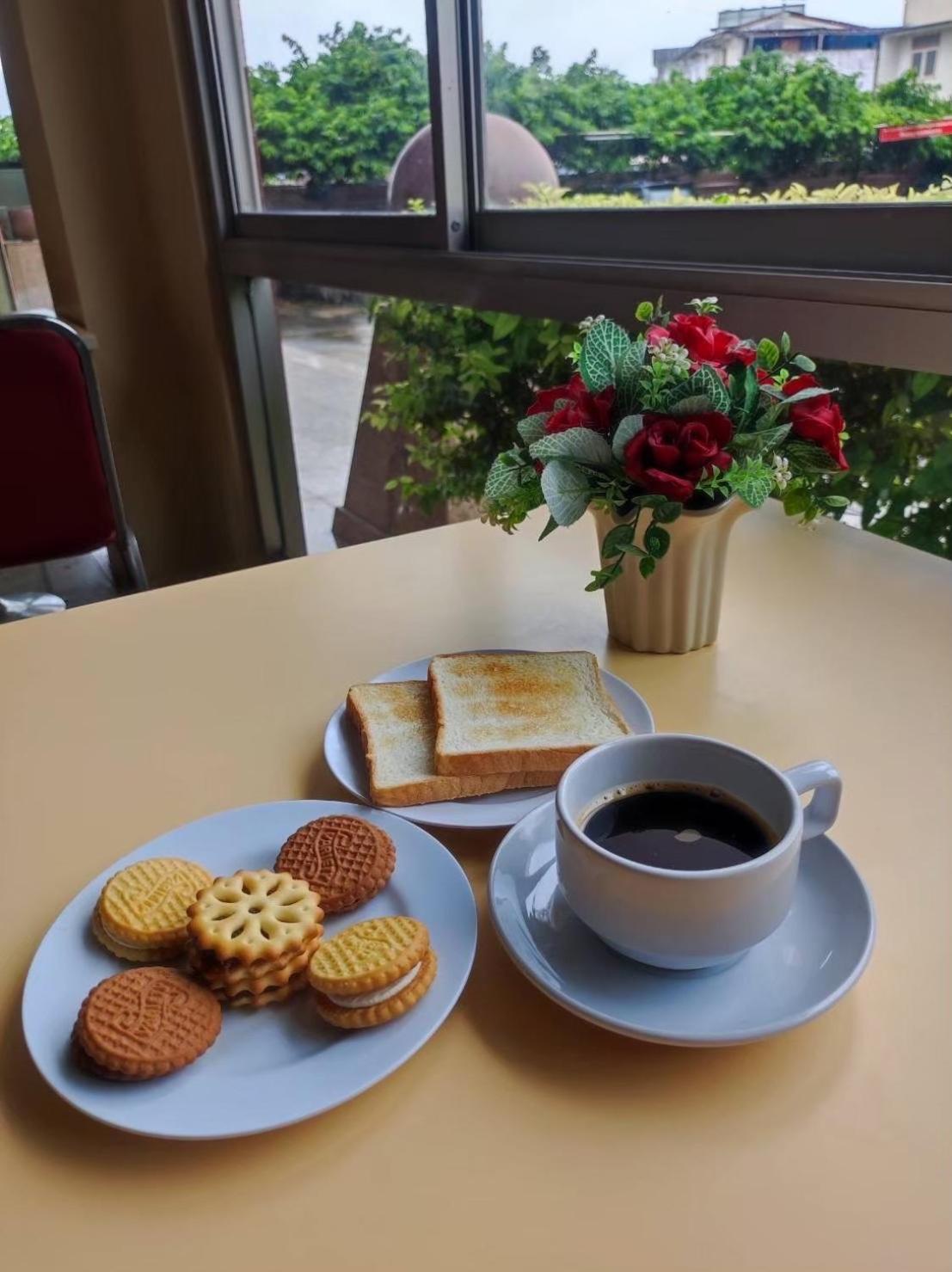 Chumphon Palace Hotel Екстериор снимка