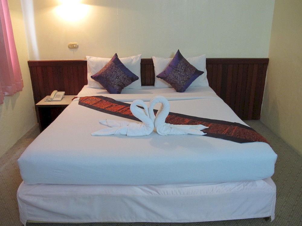 Chumphon Palace Hotel Екстериор снимка