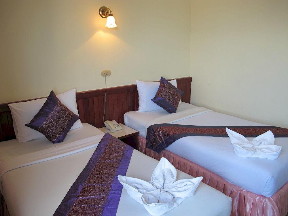 Chumphon Palace Hotel Екстериор снимка