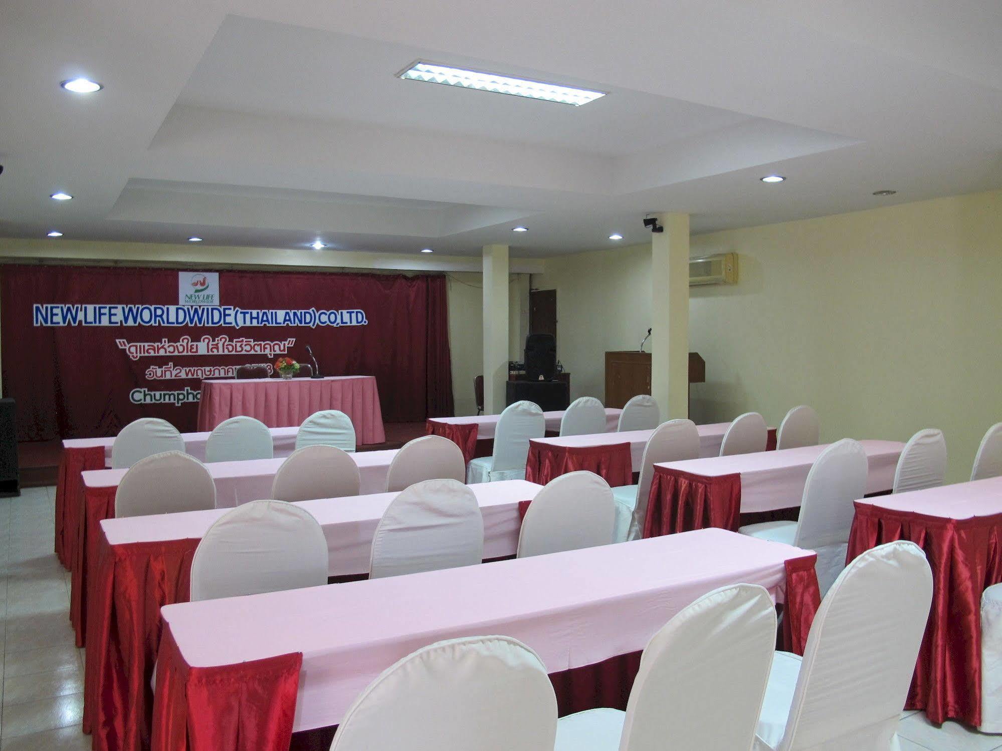 Chumphon Palace Hotel Екстериор снимка